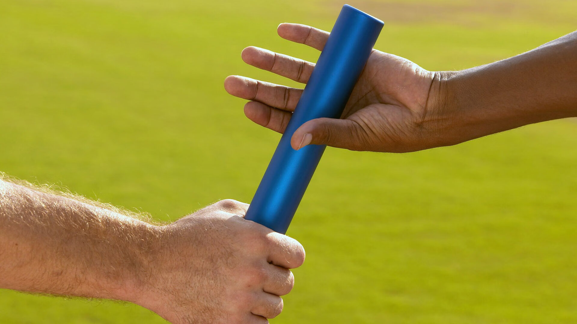 开云注册-拜仁慕尼黑持续领跑德甲，追求三冠王